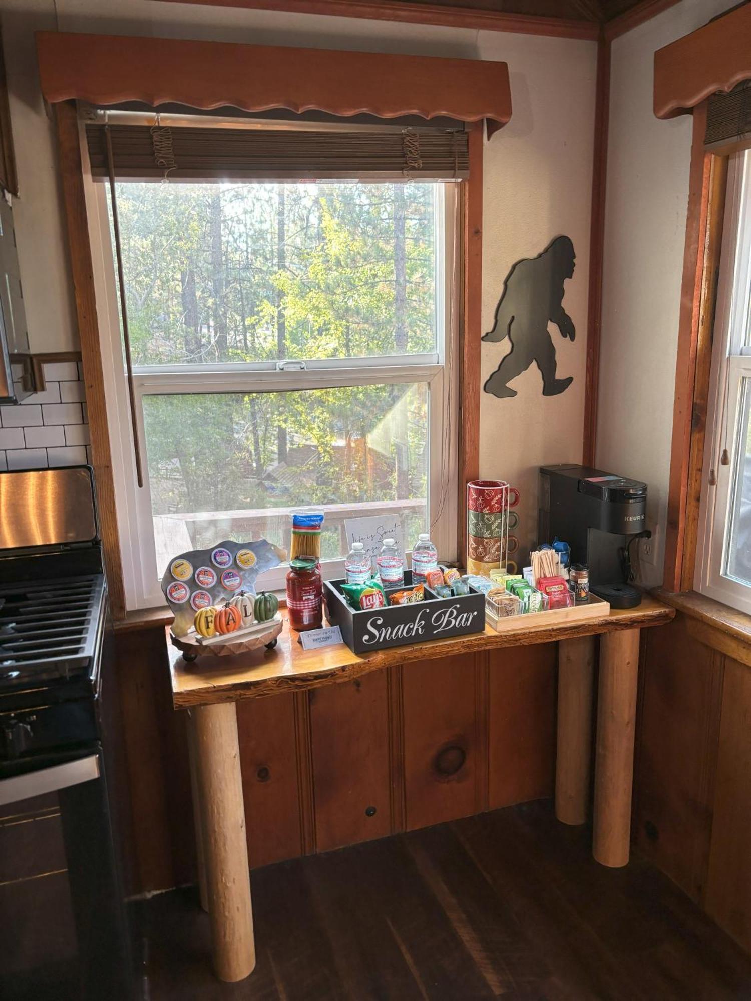 Snow Bunny Lodge - Perfect Big Bear Getaway! Deck With A New Hot Tub And Charcoal Barbecue! Big Bear Lake Bagian luar foto