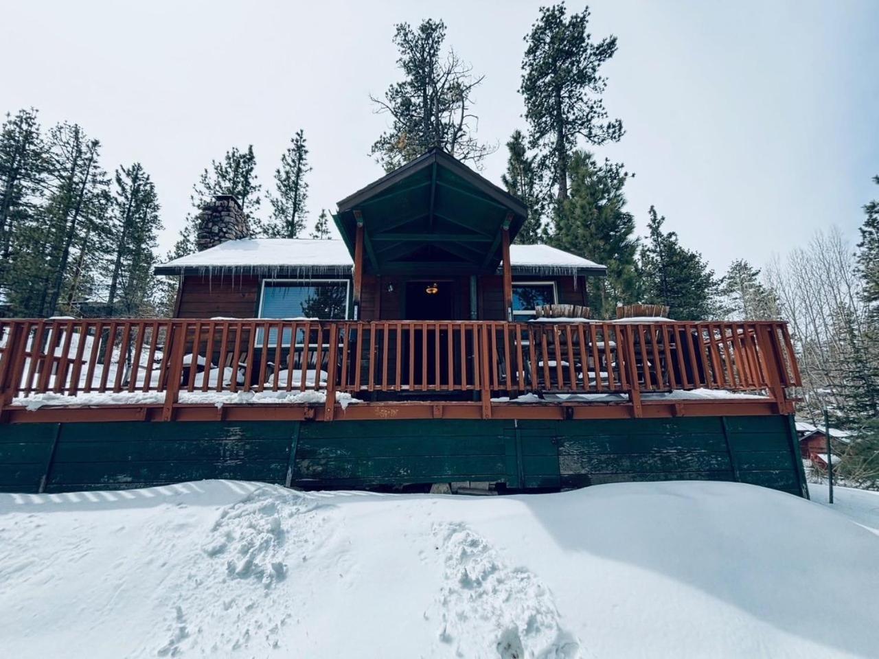Snow Bunny Lodge - Perfect Big Bear Getaway! Deck With A New Hot Tub And Charcoal Barbecue! Big Bear Lake Bagian luar foto